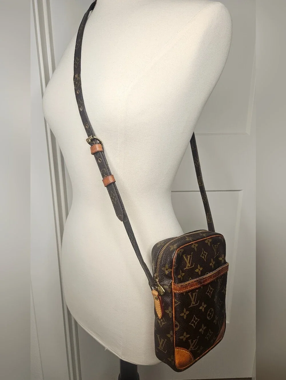 Authentic Louis Vuitton LV Danube PM Crossbody Bag | Shoulder Bag | w/Dustbag
